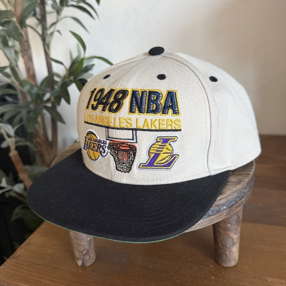 Mitchell & Ness 1948 NBA Los‎ Angeles Lakers First of Many Snapback Hat Cap OSFA